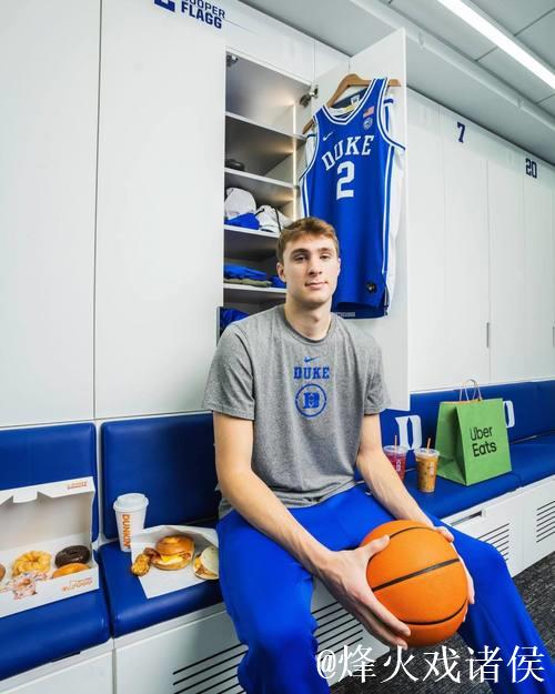 弗拉格成NBA历史首位不到19岁在常规赛拿40+得分球员 弗拉格成NBA历史首位不到19岁在常规赛拿40+得分球员