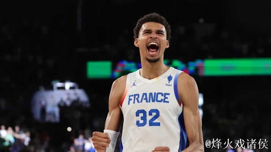 文班亚马直接给跨过路障 文班亚马直接给跨过路障