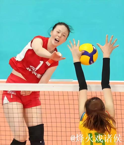 U21女排世锦赛:中国队3-0横扫泰国晋级八强 U21女排世锦赛:中国队3-0横扫泰国晋级八强